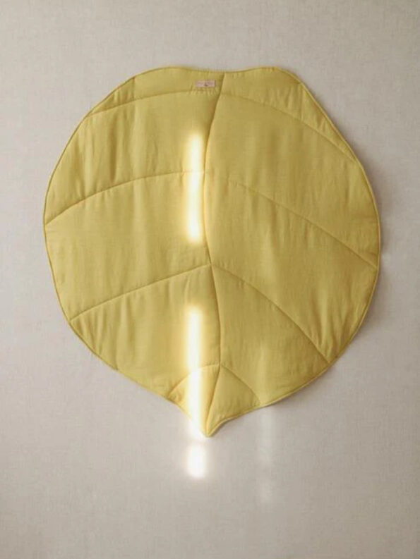 alfombra-infantil-hoja-amarillo-1
