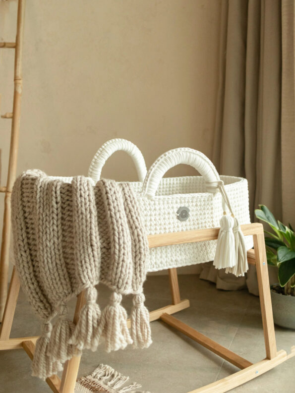 moises-bebe-crochet-blanco