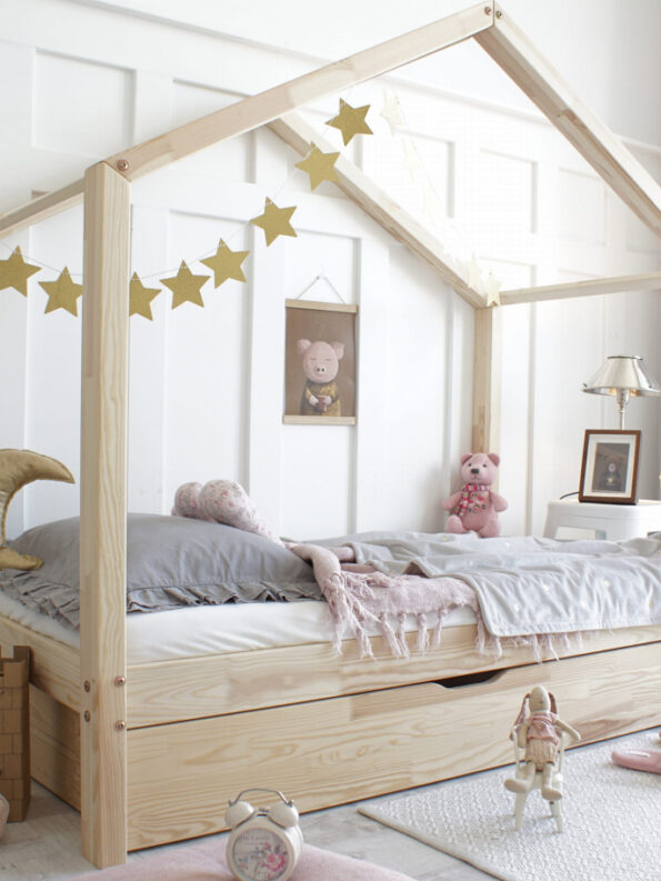 Cama casita montessori con cama nido con arrastre