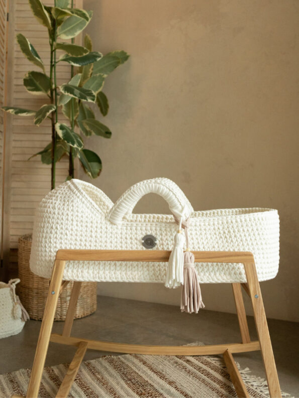 moises-bebe-macrame-trapillo-blanco-capota3