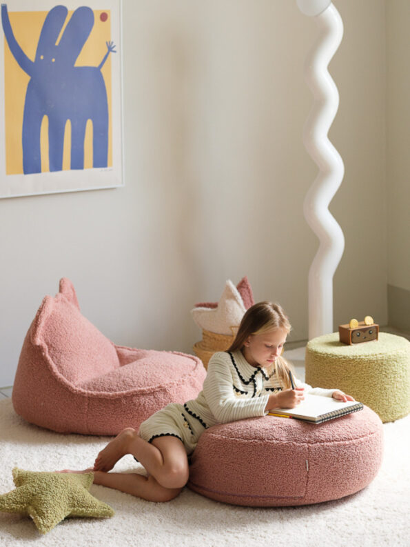 otomana-redonda-puf-infantil-peluche-rosa-4