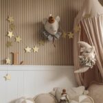 papel-pintado-infantil-rayas-beige-nude