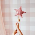 papel-pintado-infantil-vichy-rosa-beige