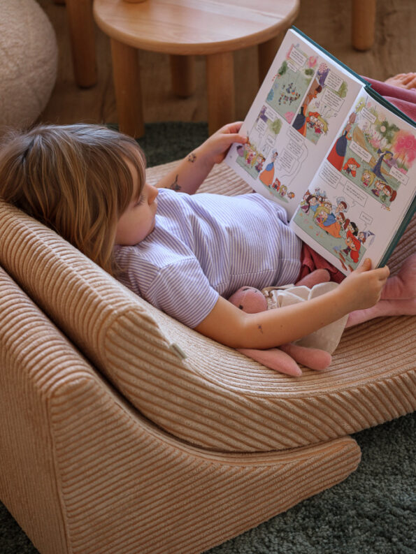 sillon-infantil-montessori-luna-pana-azucar-moreno-4 (1)