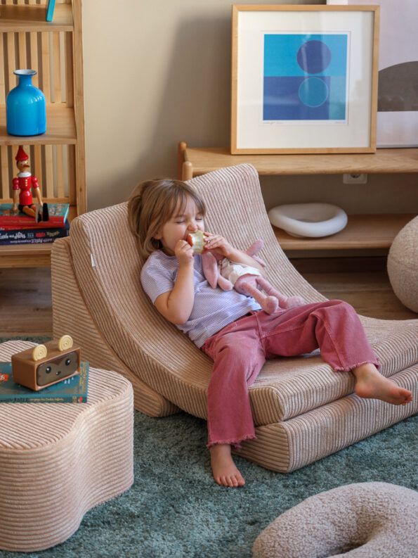sillon-infantil-montessori-luna-pana-azucar-moreno8