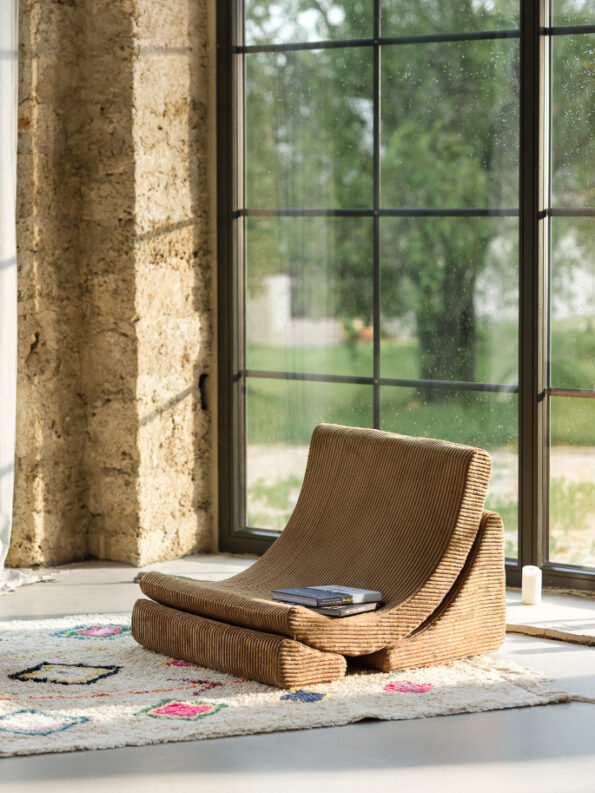 sillon-infantil-montessori-luna-pana-caramelo-9