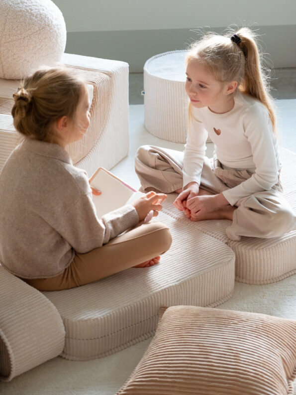 sillon-plegable-infantil-montaessori-pana-crudo-7