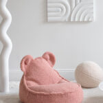 sillon-puf-montessori-oso-peluche-rosa