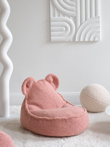 sillon-puf-montessori-oso-peluche-rosa