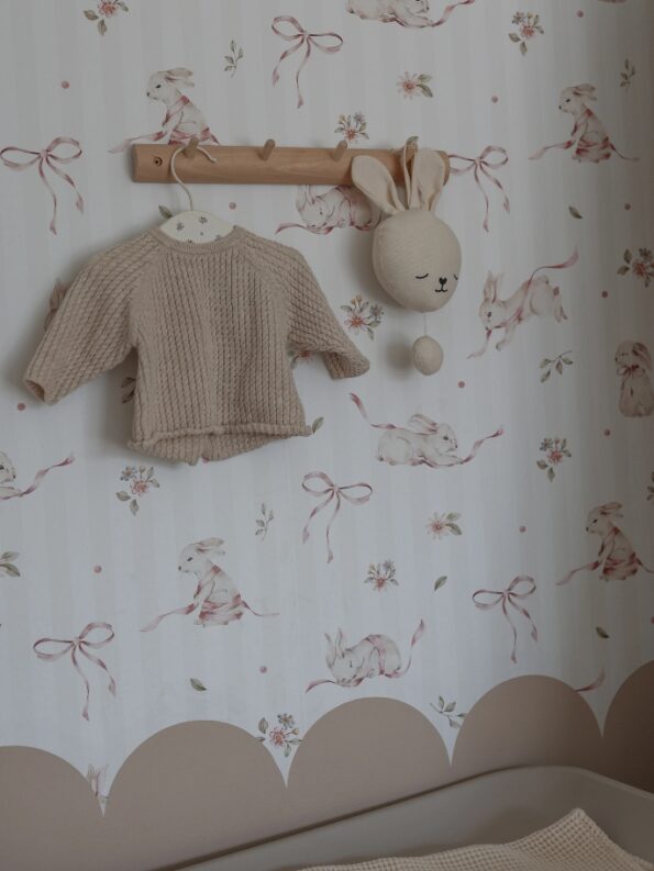 papel-pintado-infantil-rabbits-pink-rayas-rosa-7