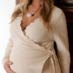 vestido-punto-premama-lactancia-cruzado-beige-ellen vestido-punto-premama-lactancia-cruzado-beige-ellen