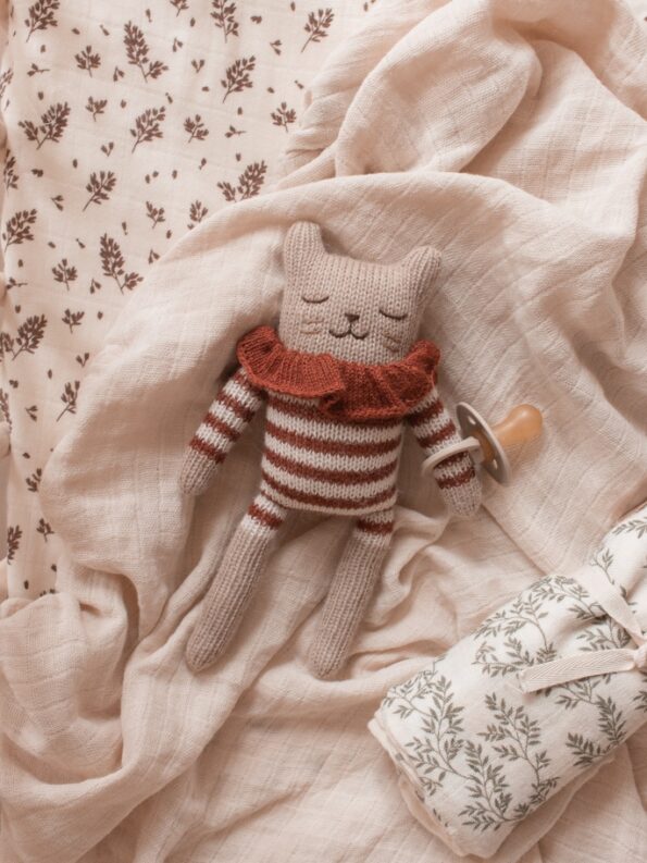 peluche-lana-gatita-lulu-1